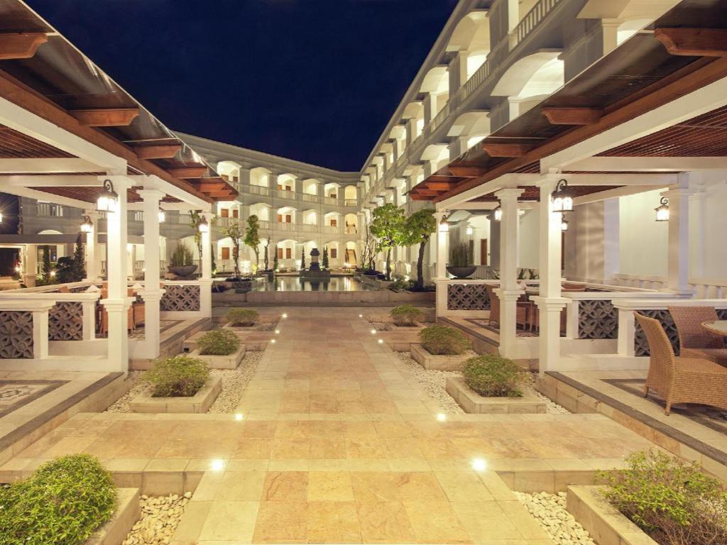 Ammi Cepu Hotel Exterior foto